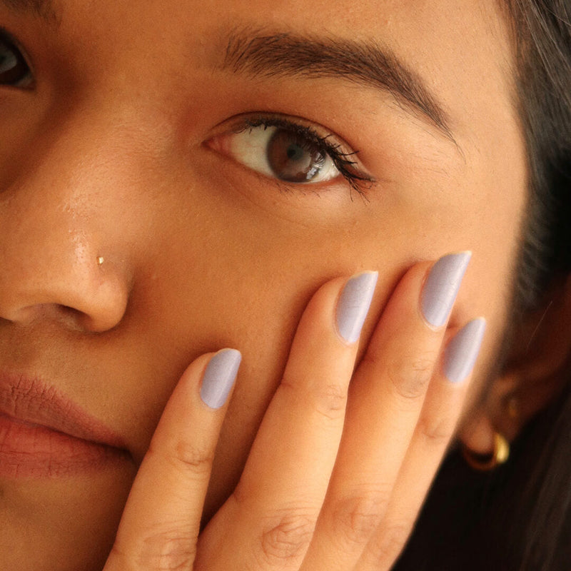 Tiny Diamond Stud L-Shape Nose Ring in 14k Gold